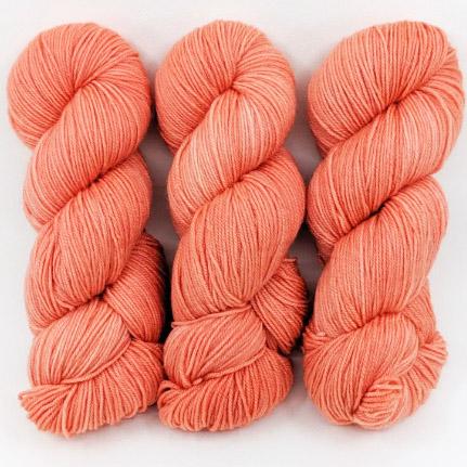 Nettle Fine Merino Blend - a perfect yarn Premium Yarn